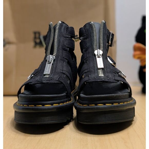 Dr. Martens Olson Grey Tumbled Nubuck Leather Gladiator Zip Sandals UK 5 NIB - Picture 6 of 14